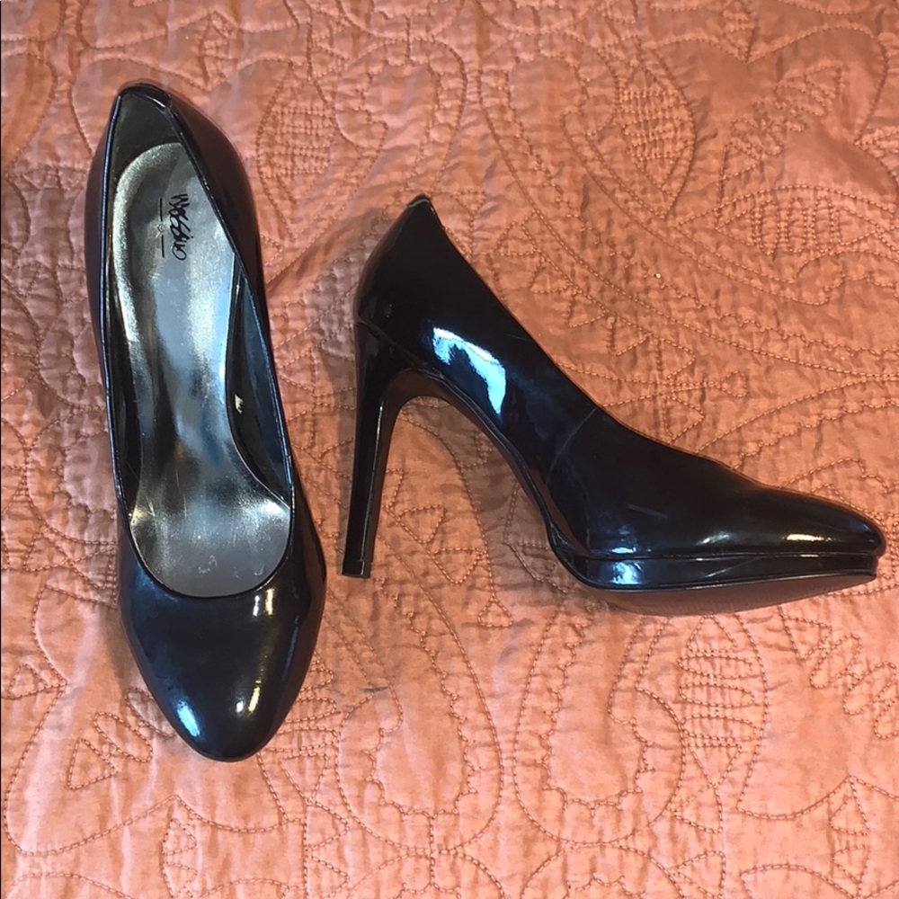 Shiny Black Heels
